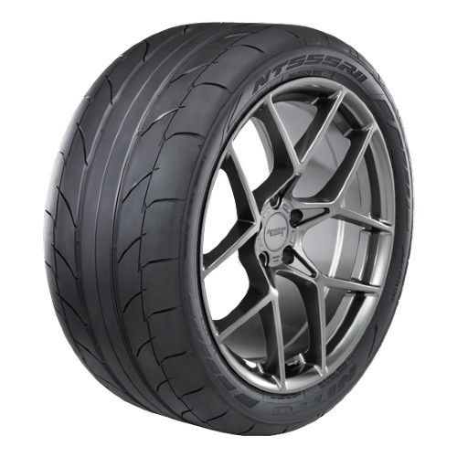 Nitto NT555RII  P305/45R-17 tire